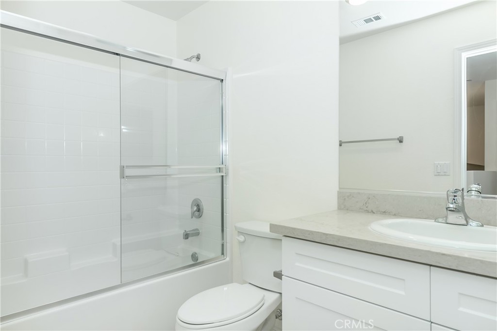 16852 Muscatel Property Photo 11