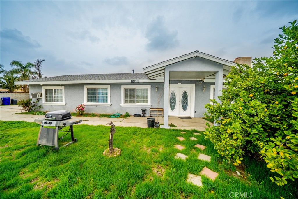 19340 S Jurupa Avenue Property Photo
