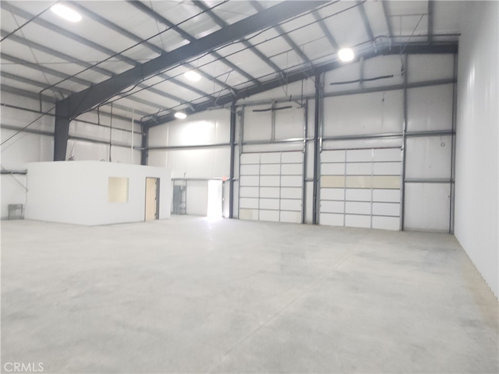 17454 Adelanto Road Property Photo 26