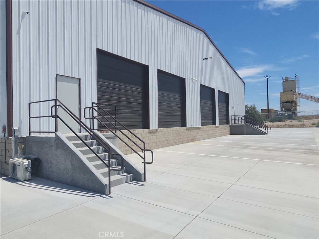 17454 Adelanto Road Property Photo 30