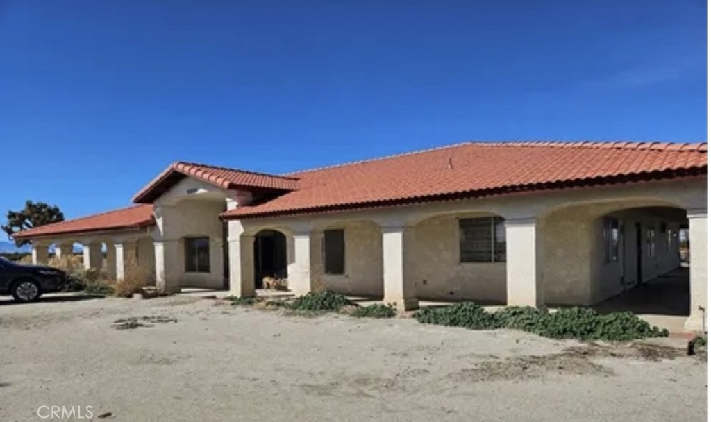 6888 Bookasta Road Property Photo 4