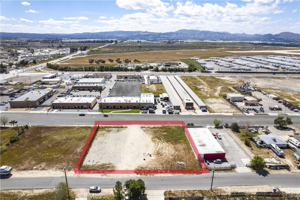 27180 5th Street Property Photo