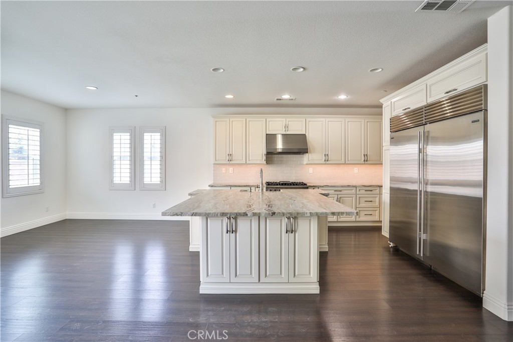 2795 Devonshire Lane Property Photo 14