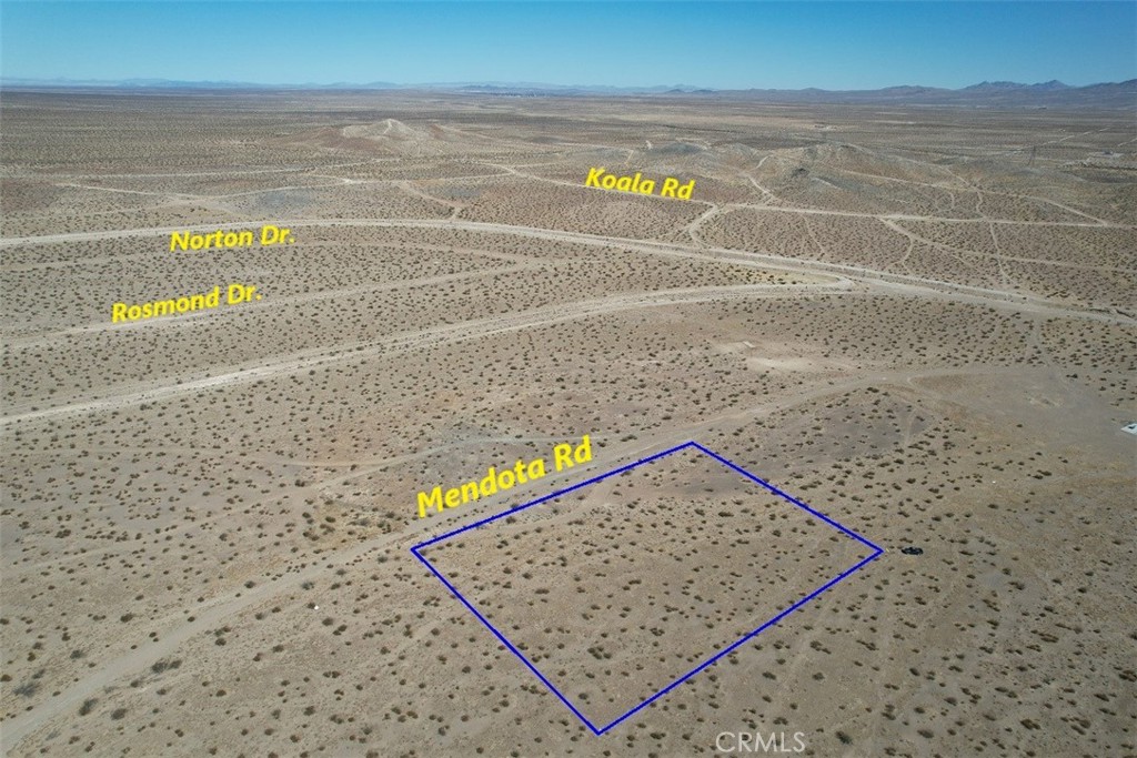3 Mendota Drive Property Photo 4