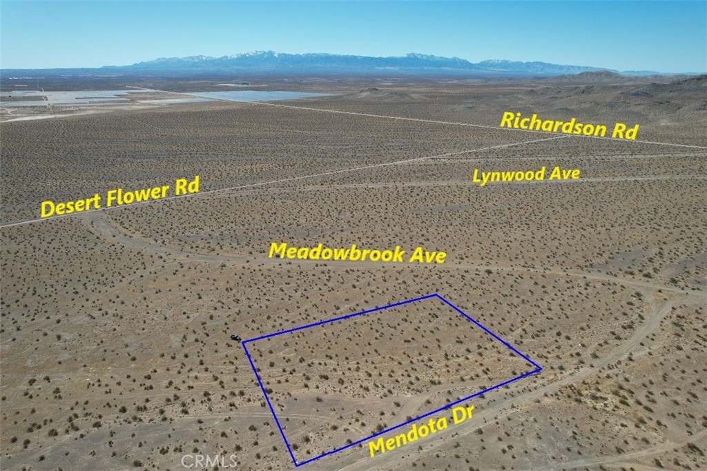 3 Mendota Drive Property Photo 9