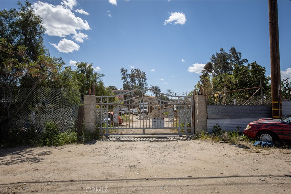 3610 Cajon Boulevard Property Photo 10