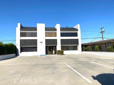 669 S 2nd Avenue Property Photo 1