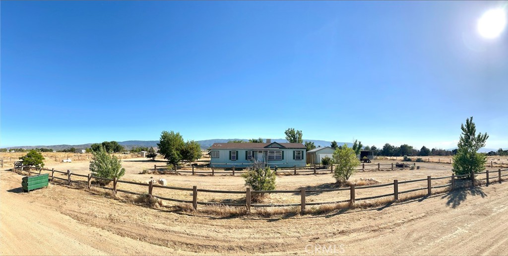 25635 Kargat Street Property Photo 4