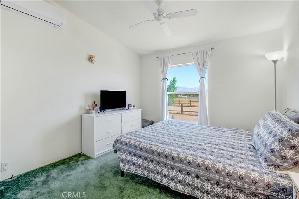 25635 Kargat Street Property Photo 14
