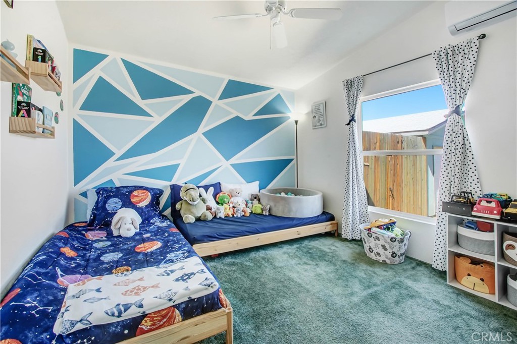 25635 Kargat Street Property Photo 15