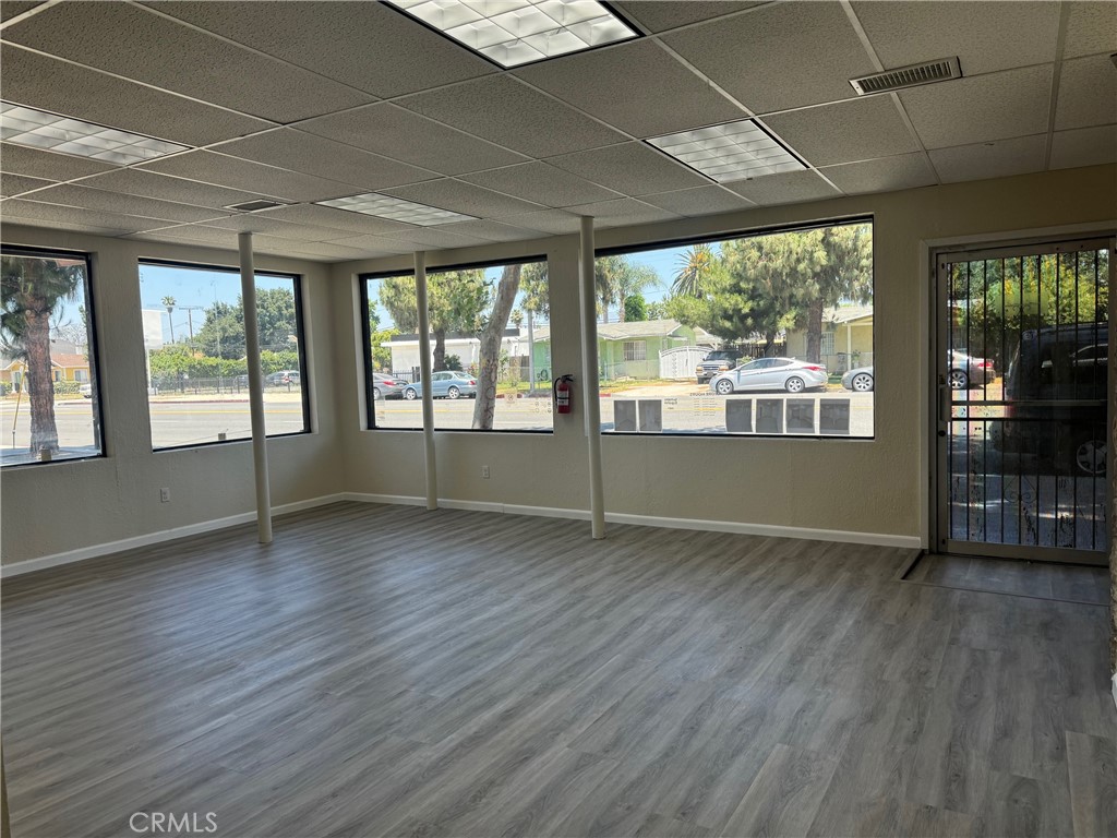 1160 W Mission Boulevard Property Photo 7