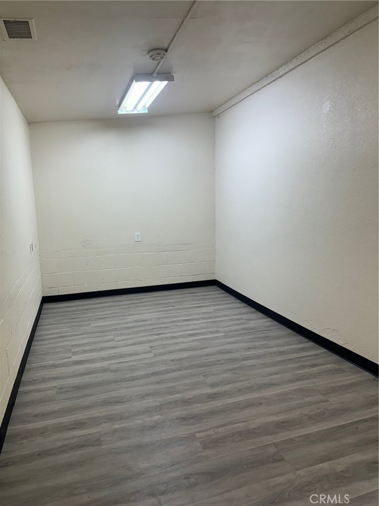 1160 W Mission Boulevard Property Photo 15