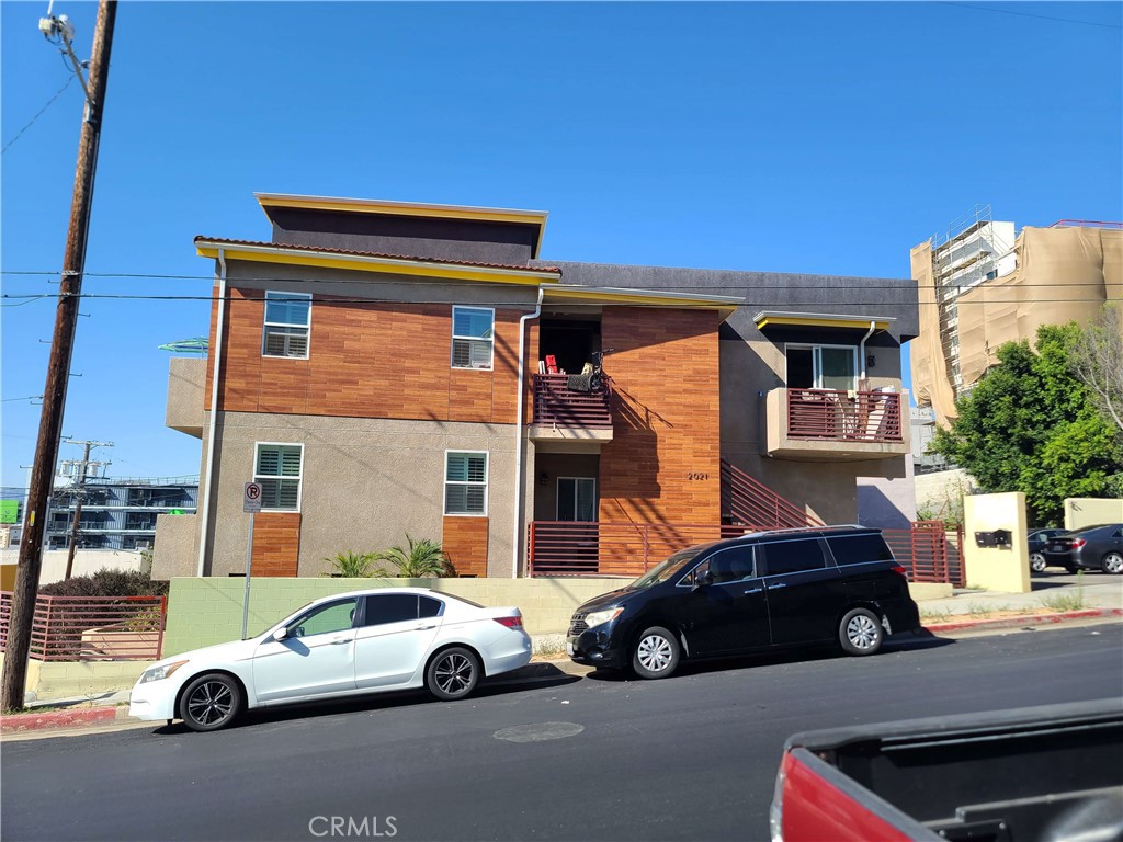 2021 Miramar Street Property Photo 6