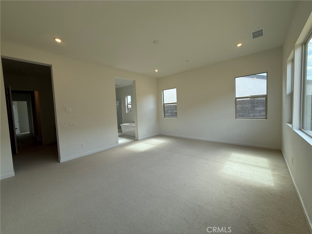 15772 Conservatory Drive Property Photo 8