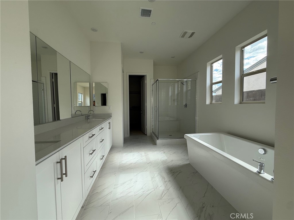 15772 Conservatory Drive Property Photo 9