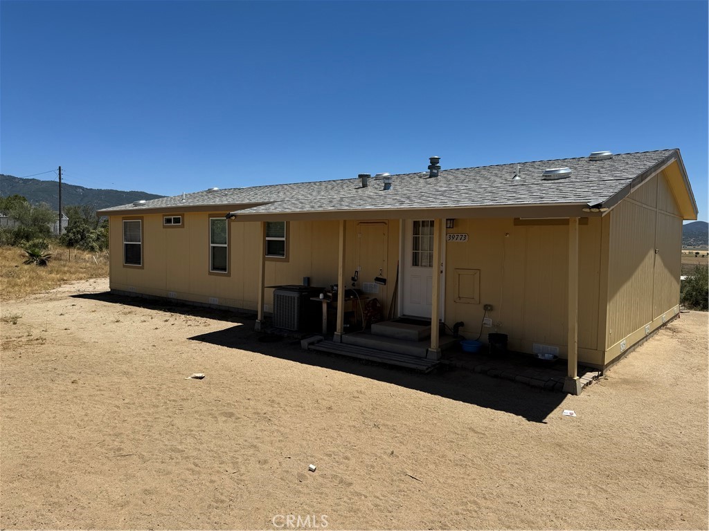 39775 Bautista Road Property Photo 2