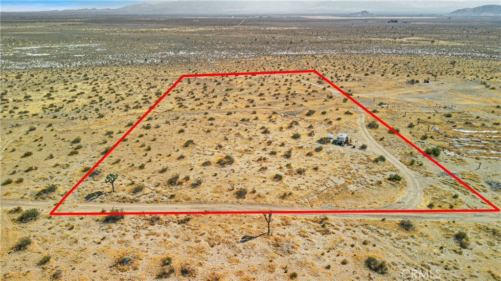 0 VAC AVENUE Property Photo 1