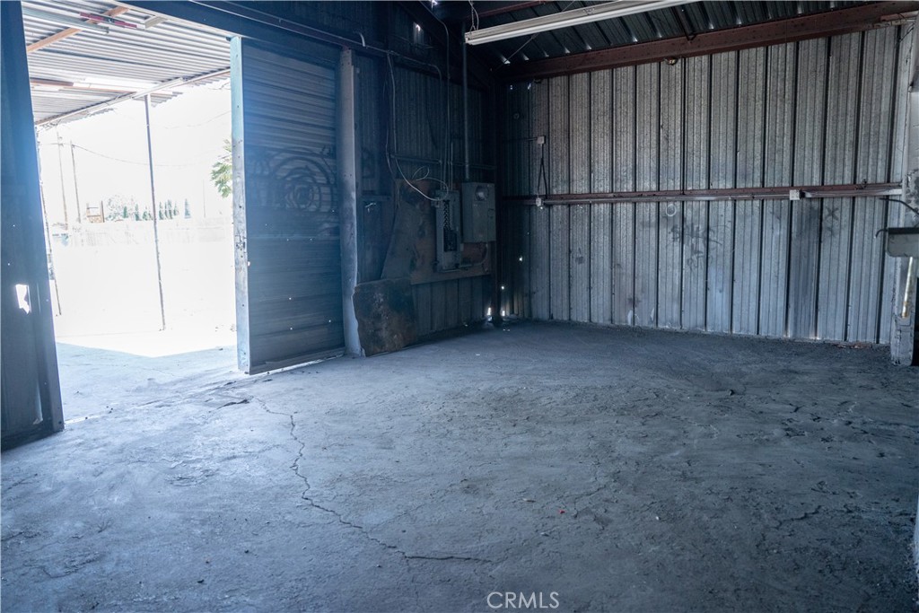 859 Inland Center Drive Property Photo 13