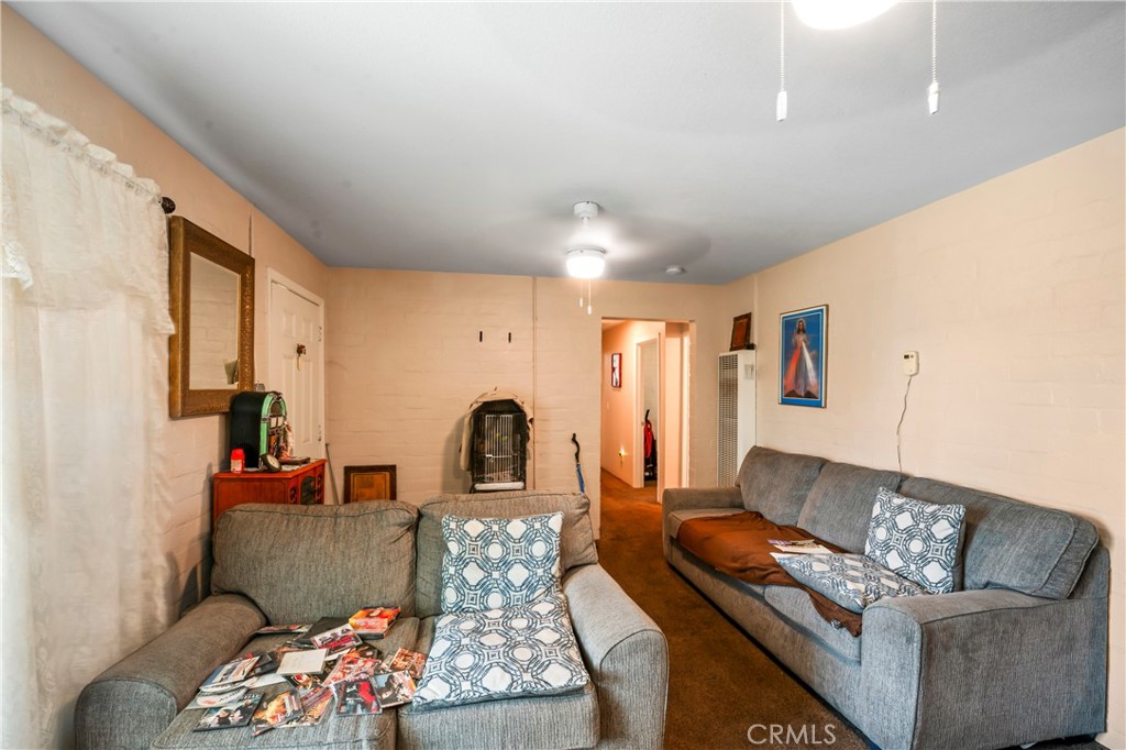 15148 Hibiscus Avenue Property Photo 6