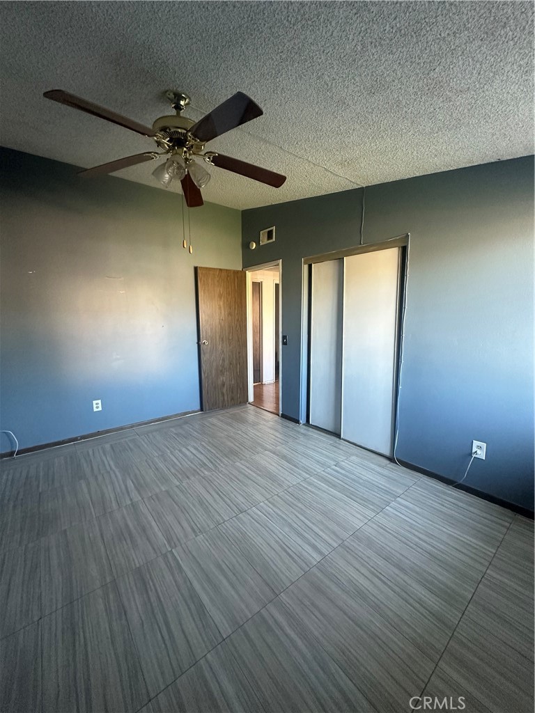 941 S Sycamore Avenue Property Photo 16