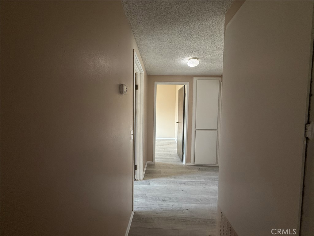 941 S Sycamore Avenue Property Photo 25