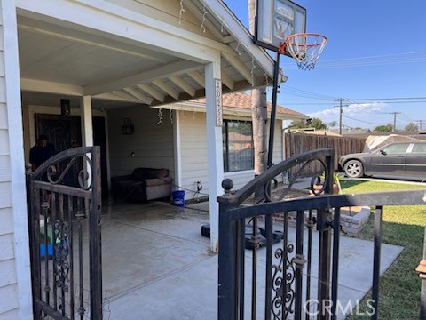 20255 Winton Street Property Photo 3