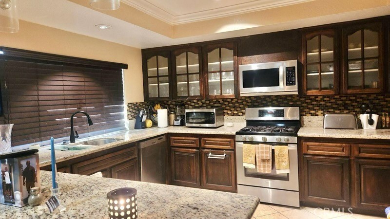 20255 Winton Street Property Photo 6