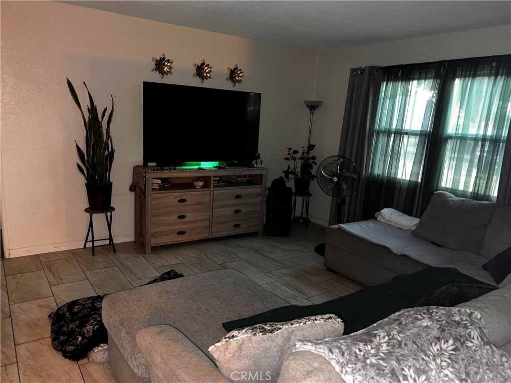 764 N Meridian Avenue Property Photo 2
