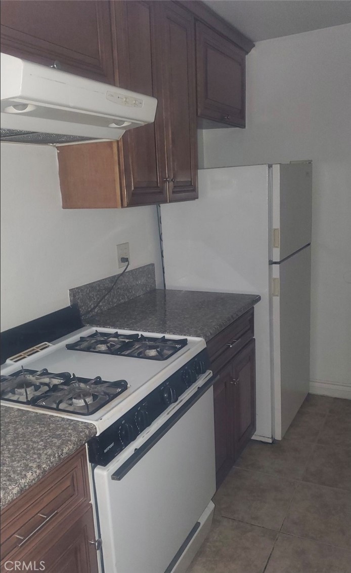 1019 N Pershing Avenue Property Photo 21