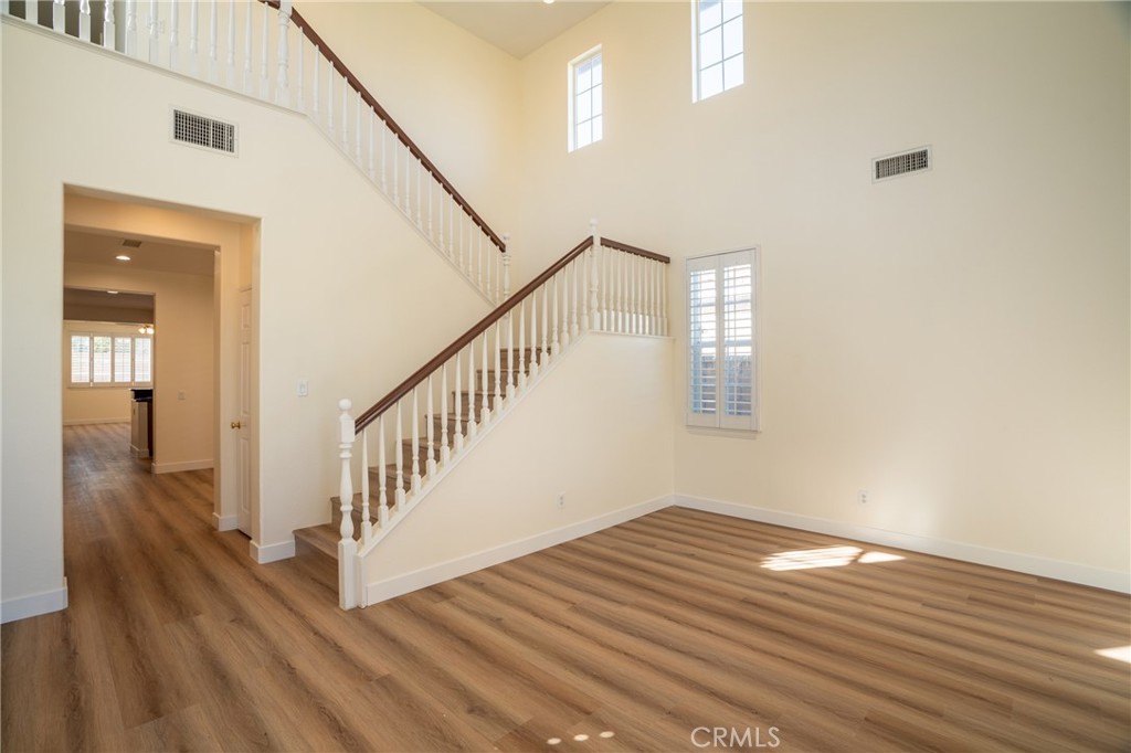 7622 Iron Horse Place Property Photo 12