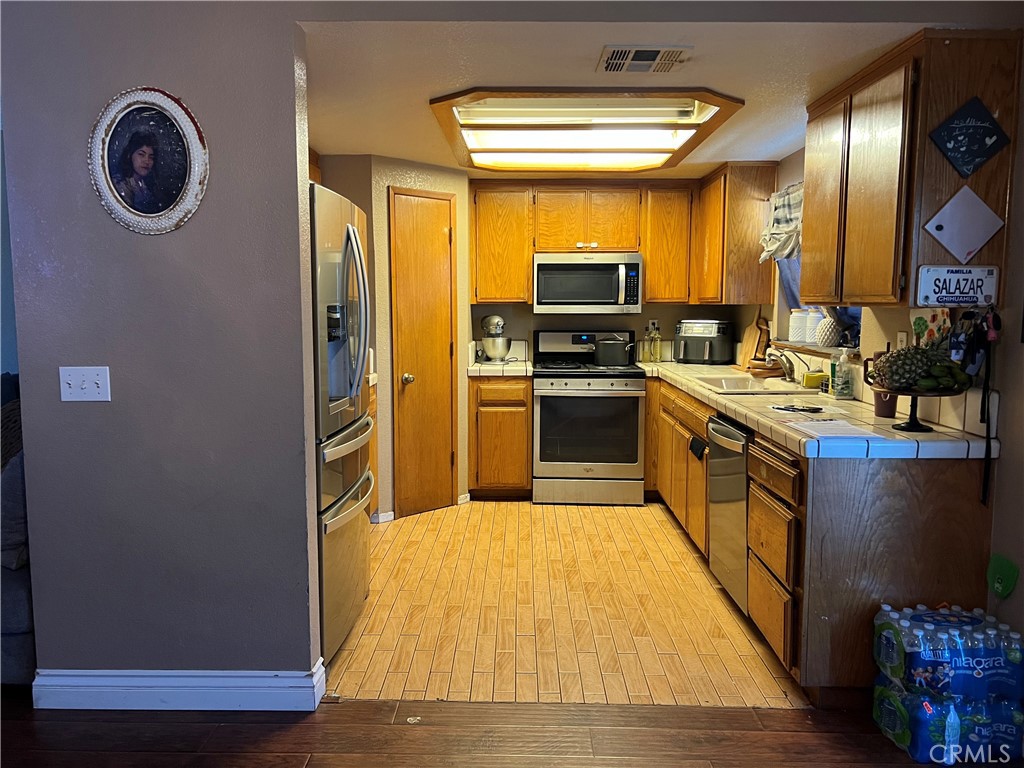 18104 Birch Street Property Photo 4