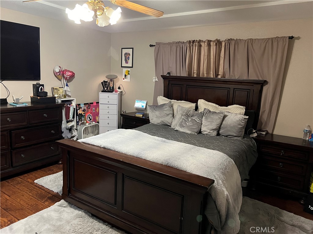 18104 Birch Street Property Photo 5