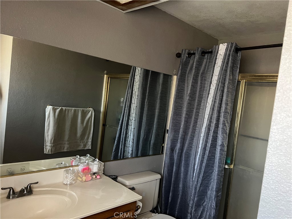 18104 Birch Street Property Photo 8