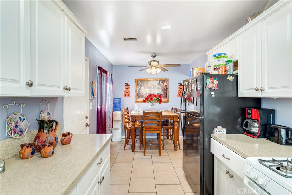 4926 N Stoddard Avenue Property Photo 13
