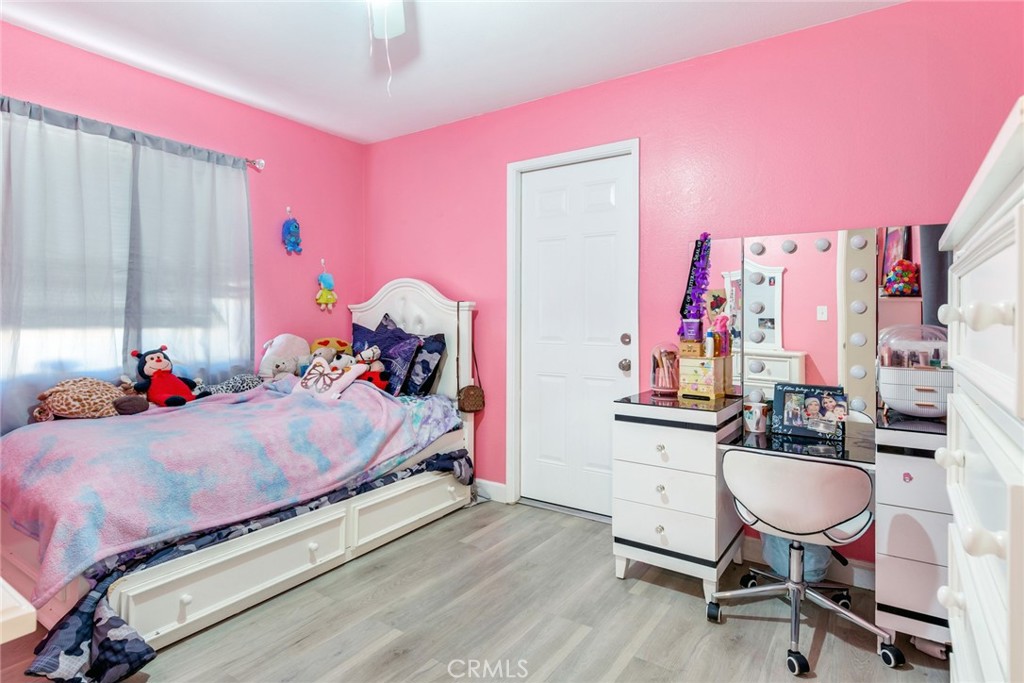4926 N Stoddard Avenue Property Photo 15