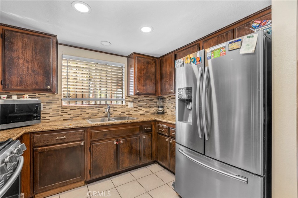 16189 Winterwood Lane Property Photo 9