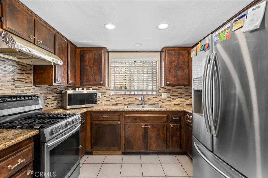 16189 Winterwood Lane Property Photo 10
