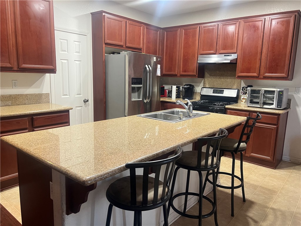 1590 W Ceres Street Property Photo 8