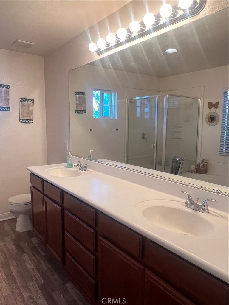 1590 W Ceres Street Property Photo 11
