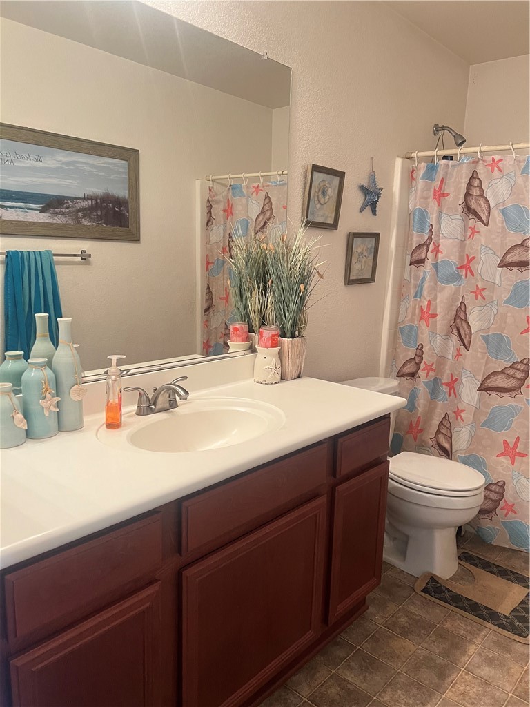 1590 W Ceres Street Property Photo 13