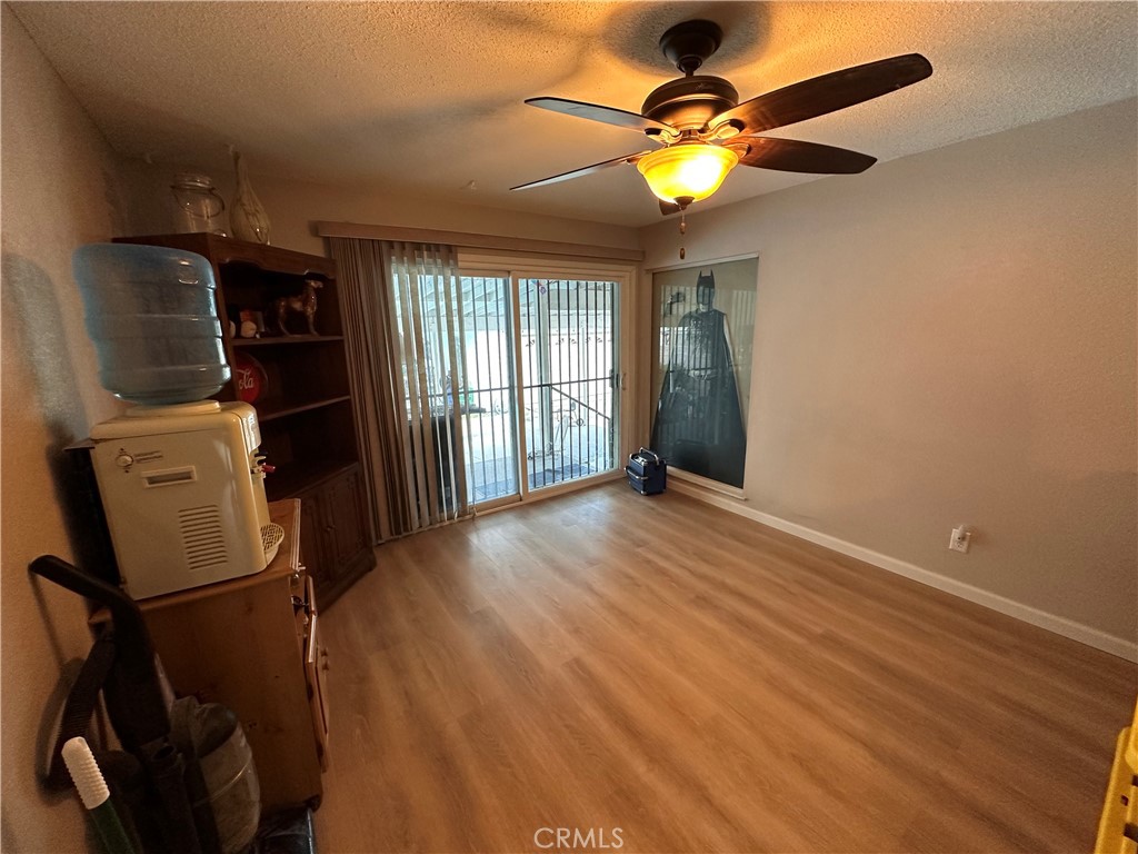 1111 E 28th Street Property Photo 5