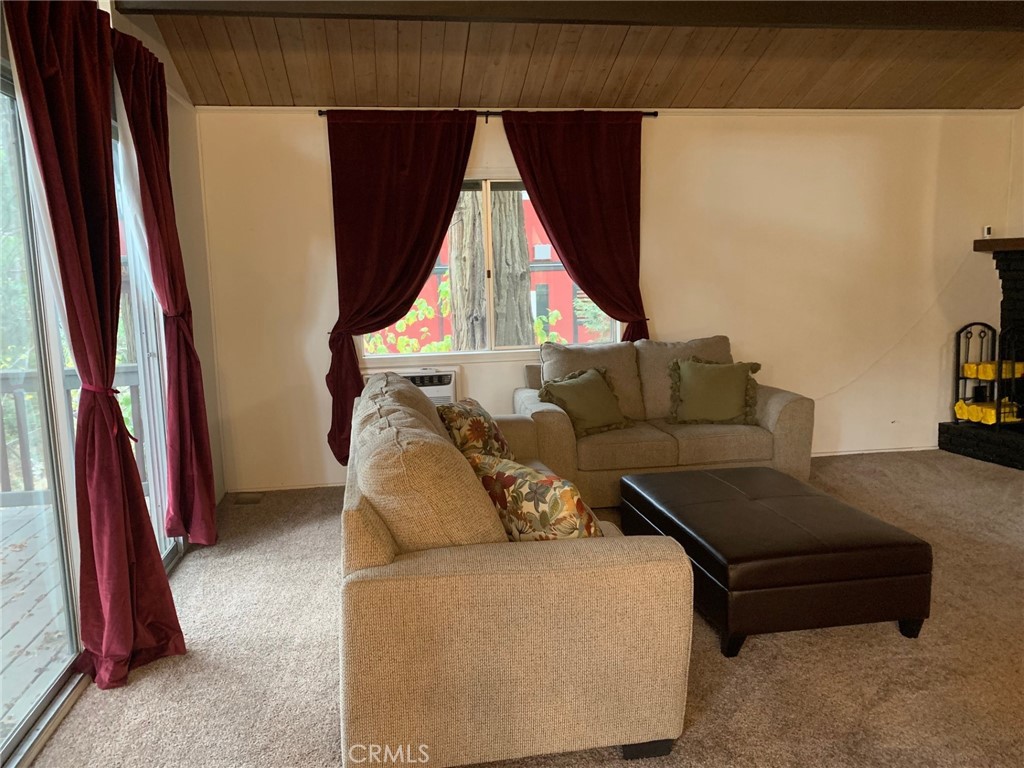 23606 Crest Forest Drive Property Photo 10