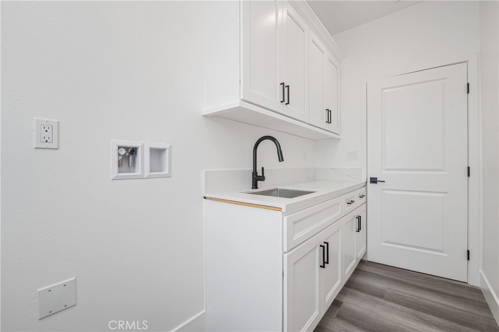 11383 Maple Avenue Property Photo 12
