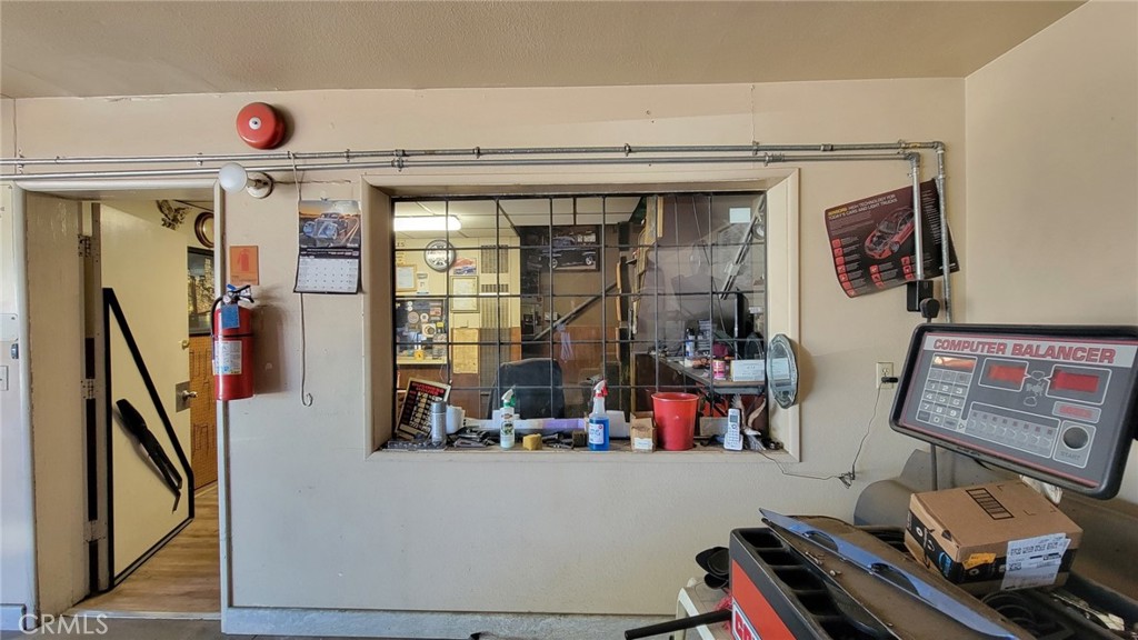 385 W F Street Property Photo 10