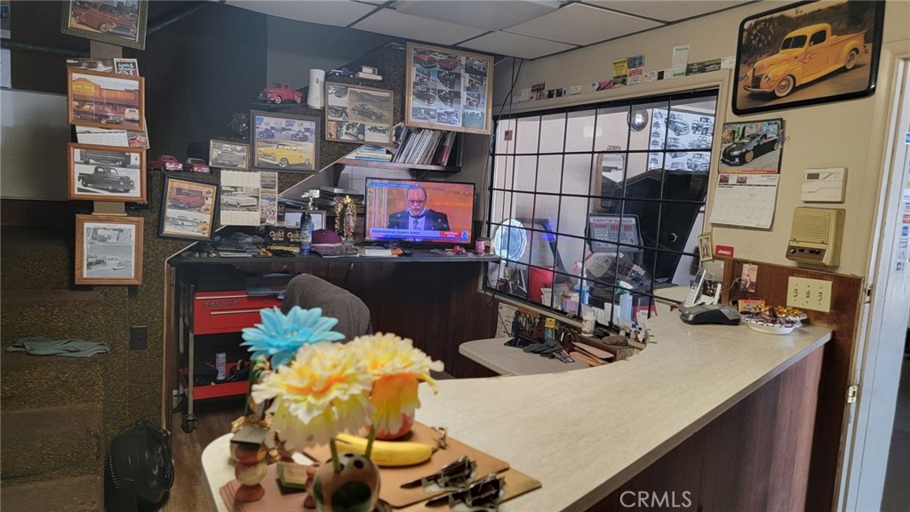 385 W F Street Property Photo 12