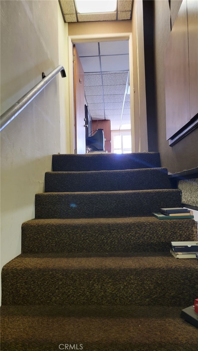 385 W F Street Property Photo 20