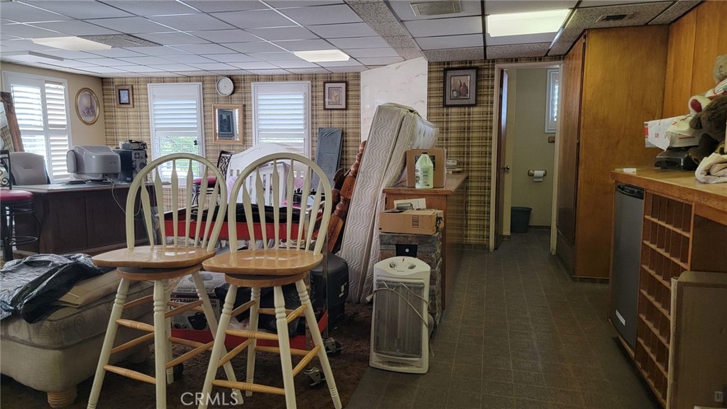 385 W F Street Property Photo 23