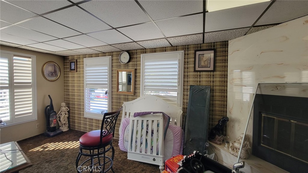 385 W F Street Property Photo 24