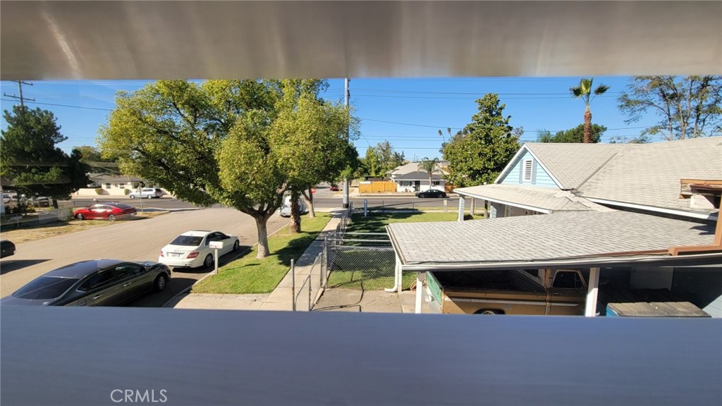 385 W F Street Property Photo 25