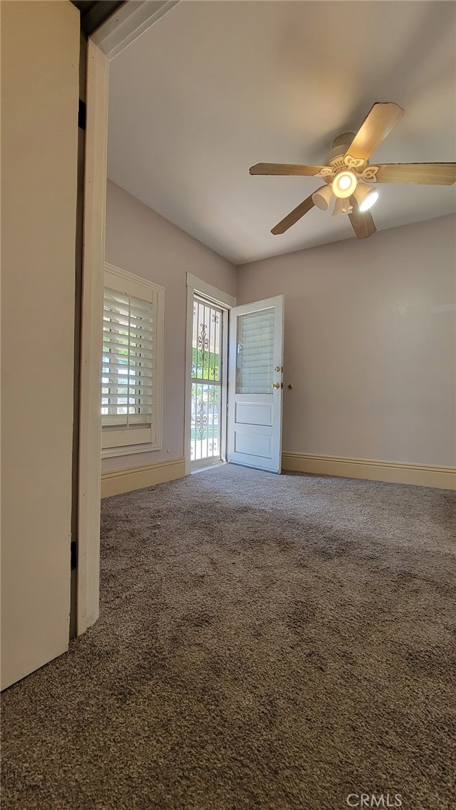 385 W F Street Property Photo 36